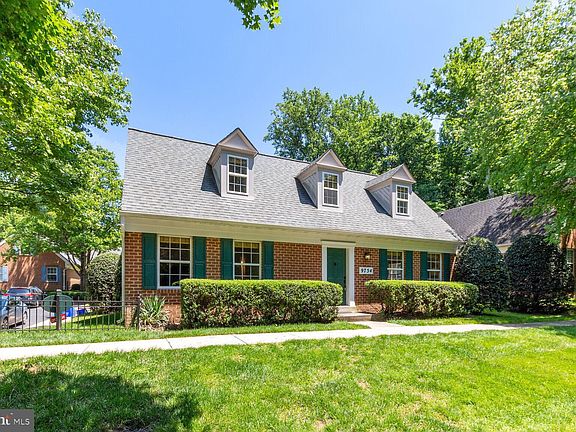 3rd image of 9754 Pleasant Gate Ln