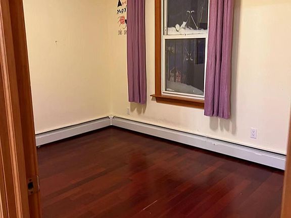 5th image of 1237 119th St Floor 1