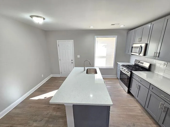 3169 Ravenwood Ave — Photo 14