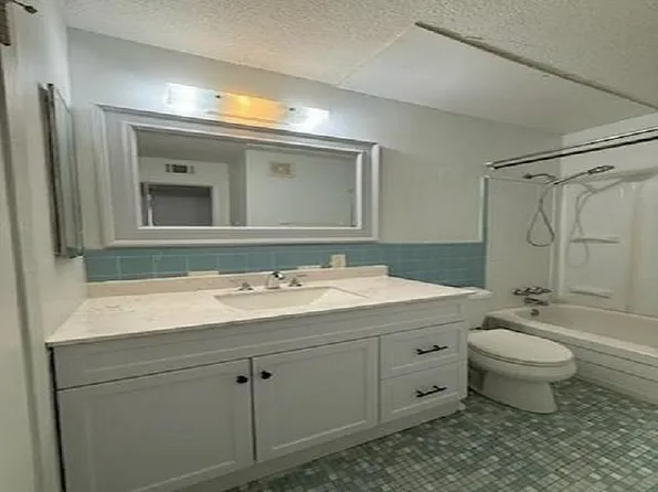 151 N Belvedere Blvd APT 24, Memphis, TN 38104