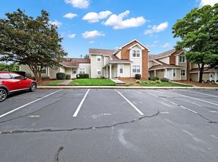 7811 Davinci Ln APT B, Charlotte, NC 28226