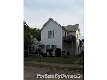 207 E Garfield St photo 1