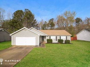 45 Canterbury Dr, Grantville, GA 30220