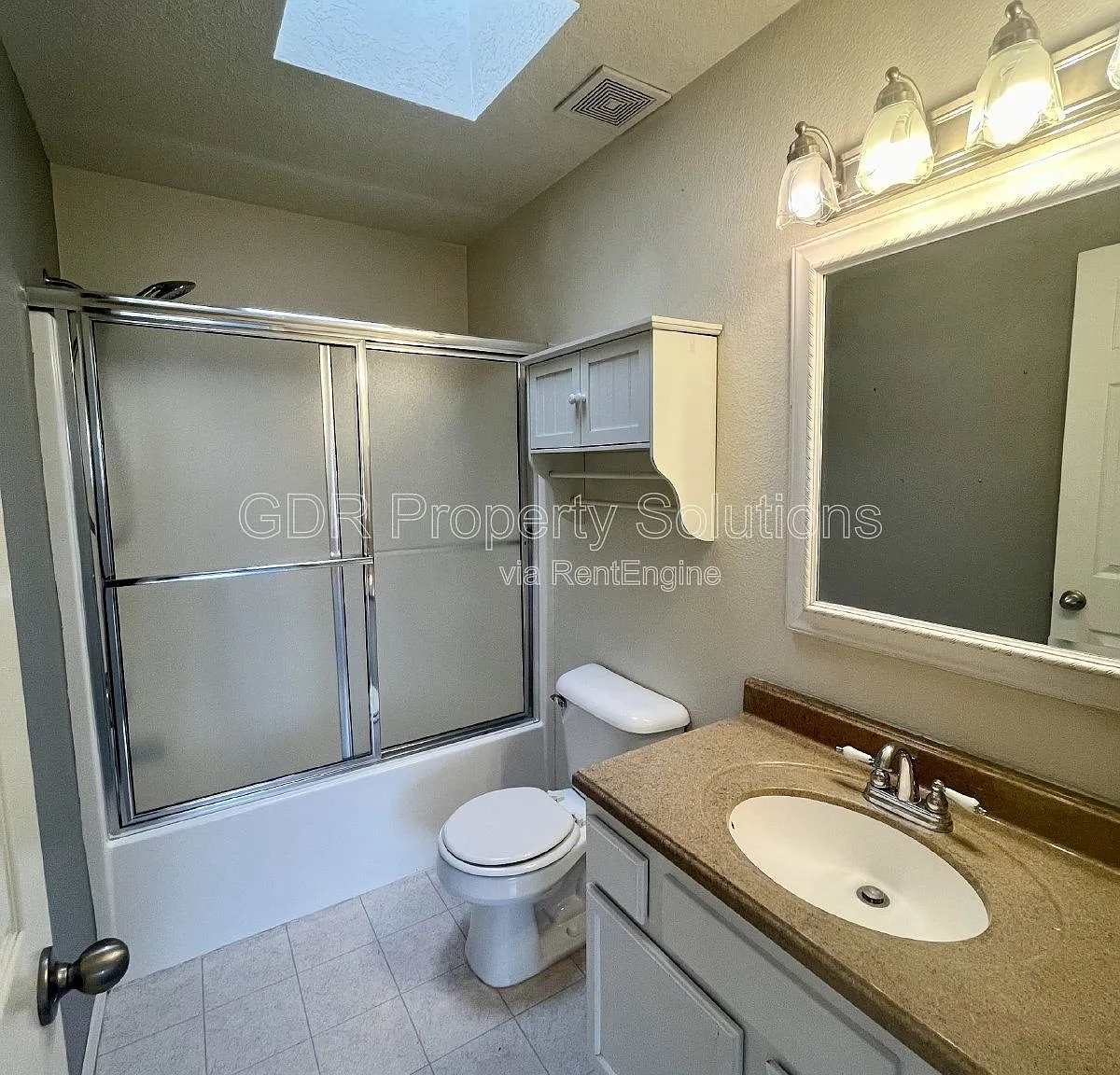 2 bed, 2.0 bath, 1152 sqft, $1,600 — Photo 3