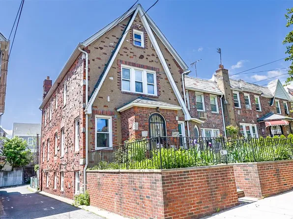 54-28 65th Place image 2 of 35