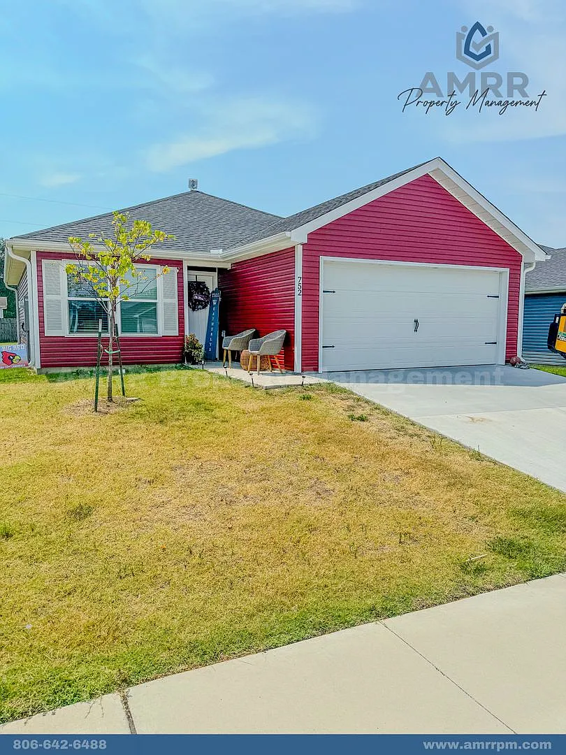 New Beginnings Start at AMRR - 3-Bedroom Home in Oronogo — Photo 1