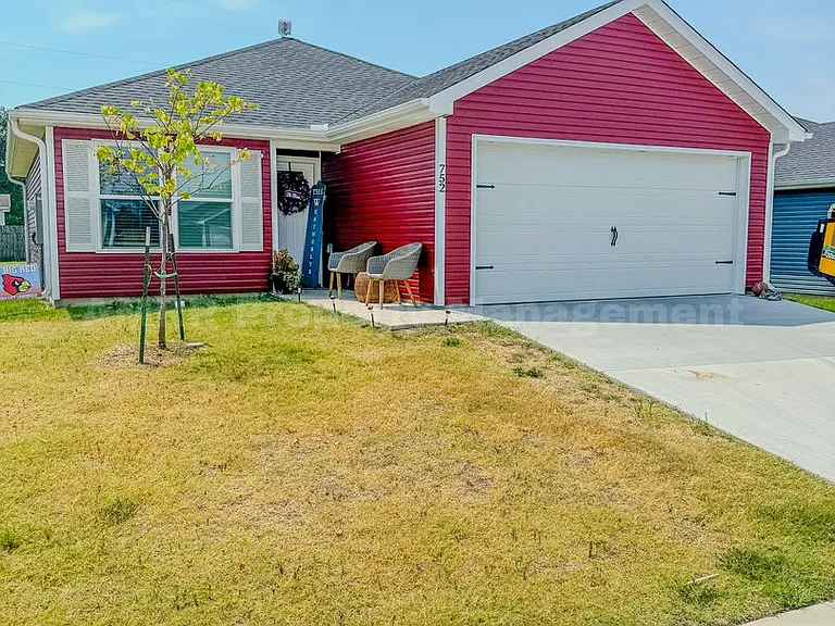 752 Short Leaf Ln — Photo 1