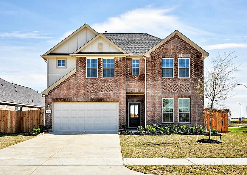 1st image of 31215 White Cypress Ln
