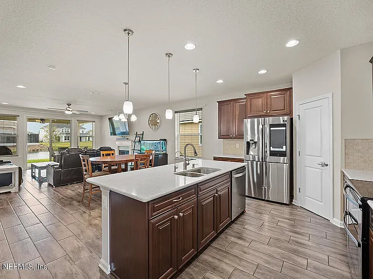 477 Convex Ln — Photo 4