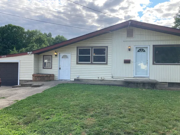 2938 Derby St, Akron, OH 44314