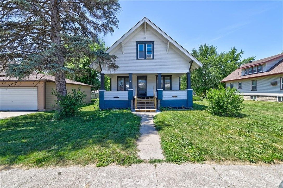 211 S Main St, Melcher, IA 50163 MLS 697390 Zillow
