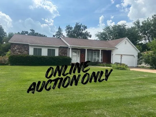 860 Hollman Street, Platteville, WI 53818