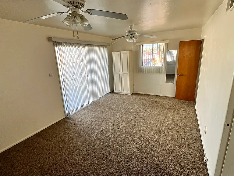4425 N 8th Ave #8 — Photo 25