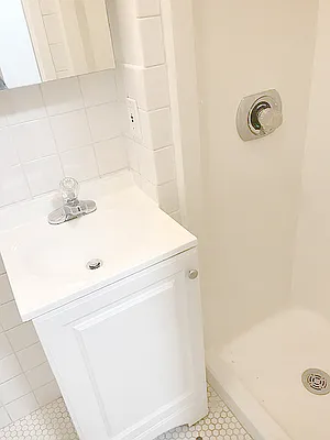 Rented by AJ Clarke | media 12