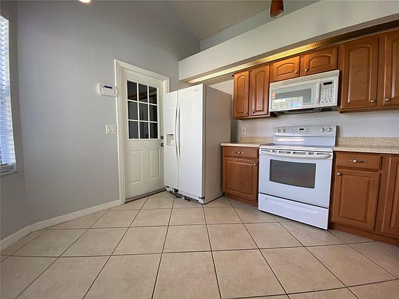 4th image of 13153 Boulder Woods Cir
