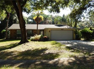 1419 Shadow Bay Ln, Brandon, FL 33510
