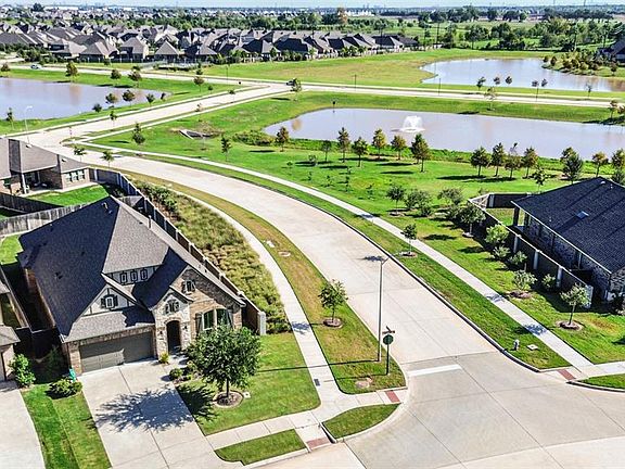 2nd image of 2402 Green Kale Drive