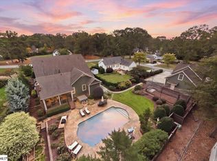 16 Willow Springs Dr, Greenville, SC 29607