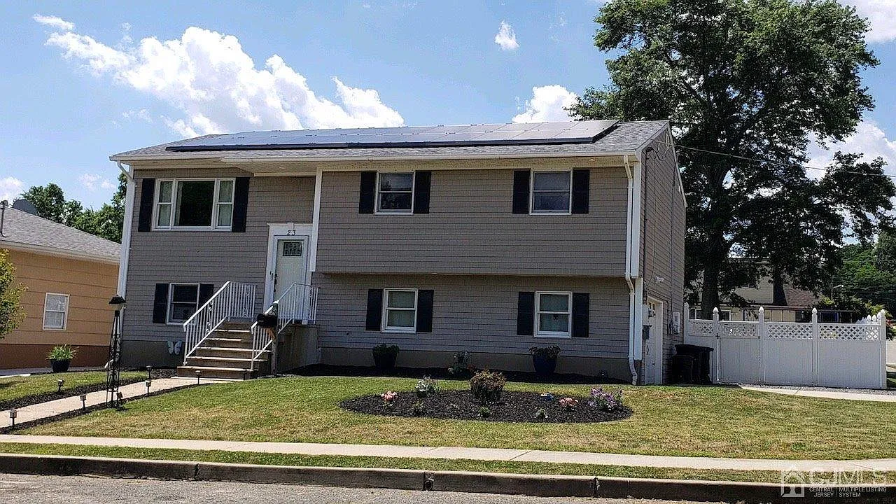23 Mako Ct photo 1