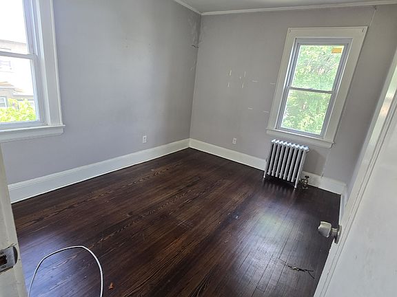 3rd image of 158 Eastern Pkwy #G2