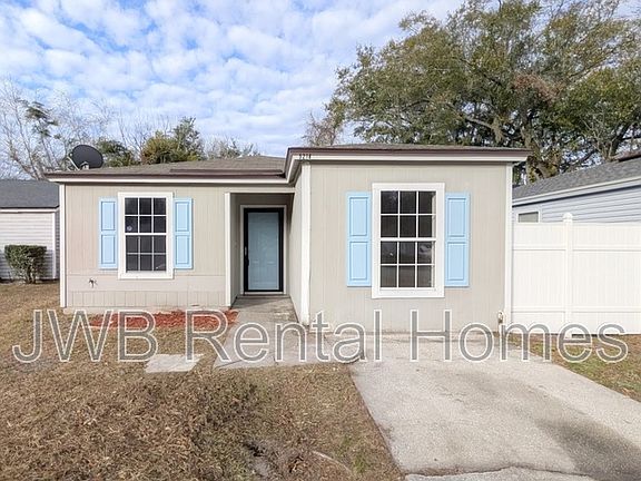2nd image of 5218 Glen Alan Ct S