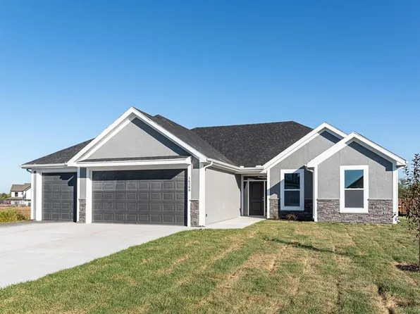 16288 Landauer St, Basehor, KS 66007