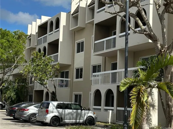 7740 Camino Real #G-409, Miami, FL 33143