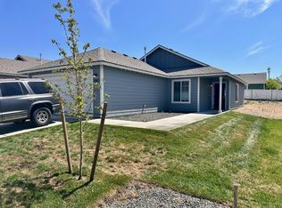2963 High Desert Loop, Umatilla, OR 97882