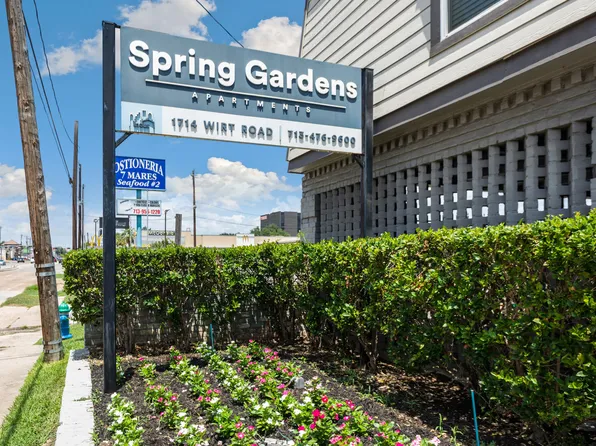 Spring Gardens, 1714 Wirt Rd #W29a, Houston, TX 77055