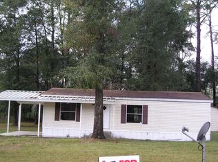 1018 No Name Rd NE, Branford, FL 32008