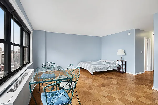 Sold by Compass | media 8