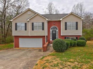 285 Overlook Dr, Covington, GA 30016