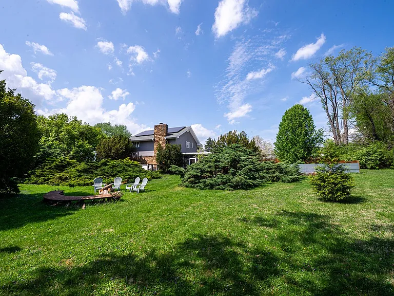 333 S Meadowbrook Dr — Photo 32