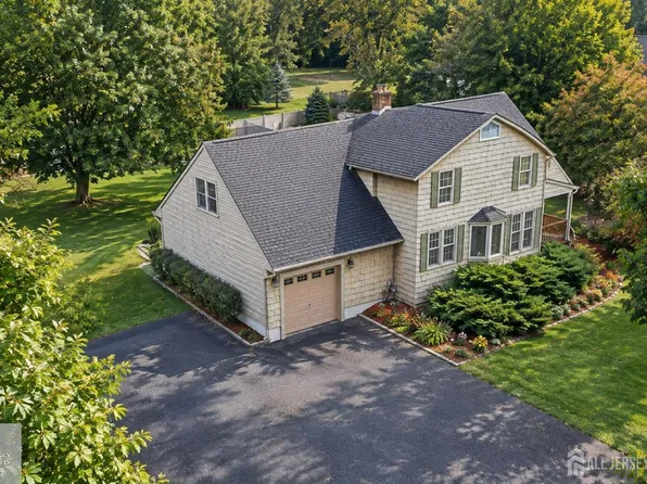 58 Morris Ln, Piscataway, NJ 08854
