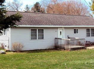 1317 Rhode Island St, Sturgeon Bay, WI 54235