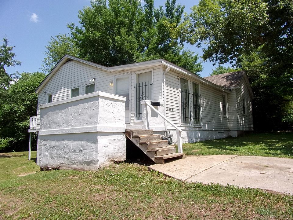 1st image of 4100 E 59th St