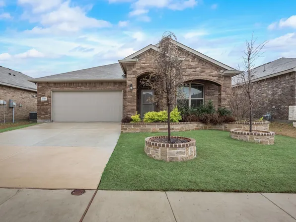 11109 Rockchapel Dr, Haslet, TX 76052