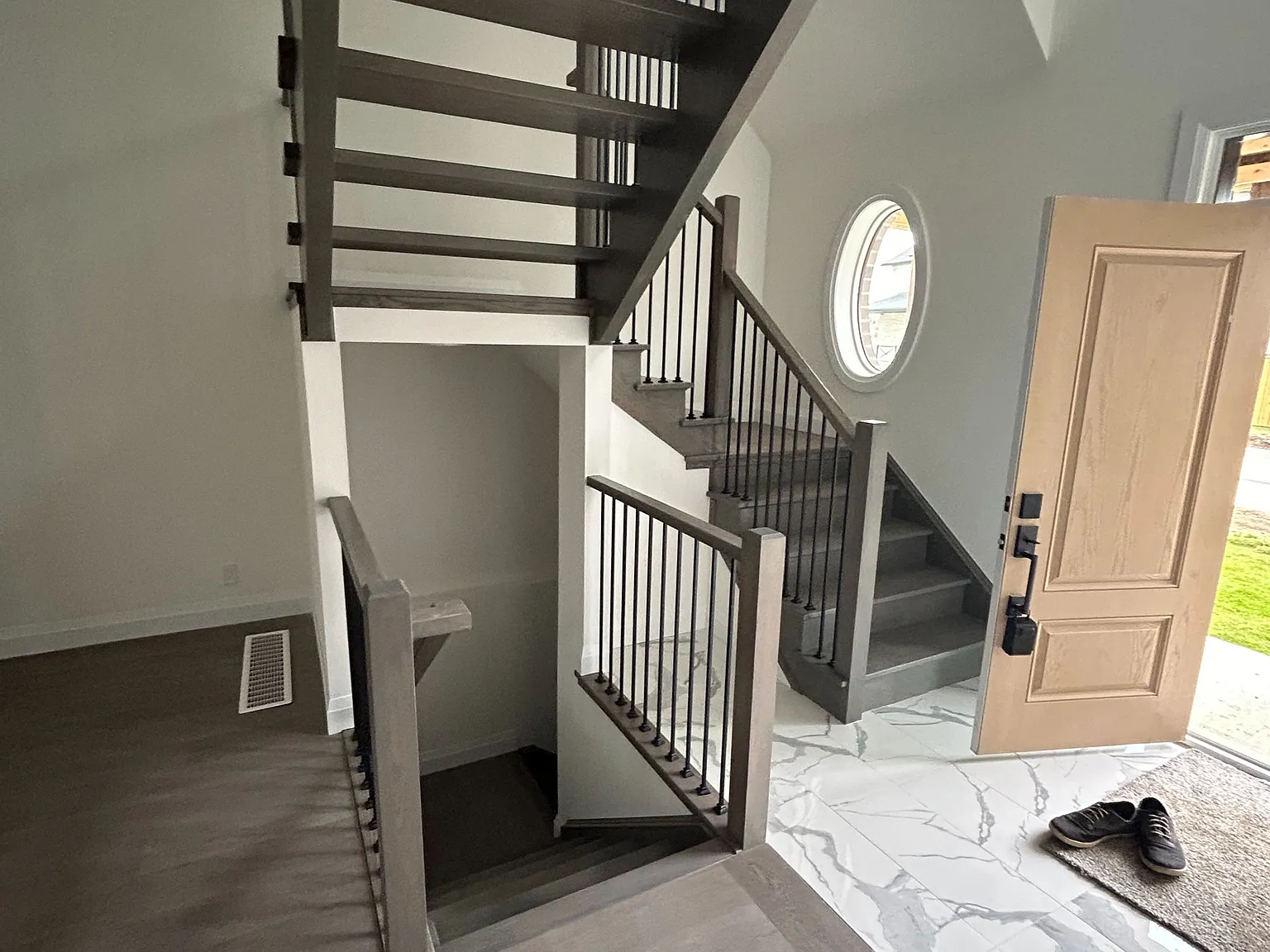 3 bed, $2,950 — Photo 4