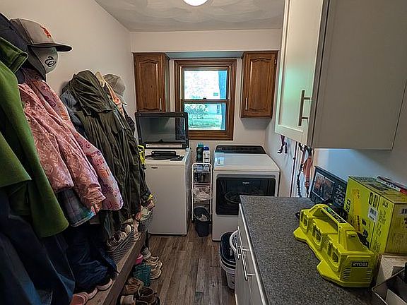Entry from garage, laundry. 