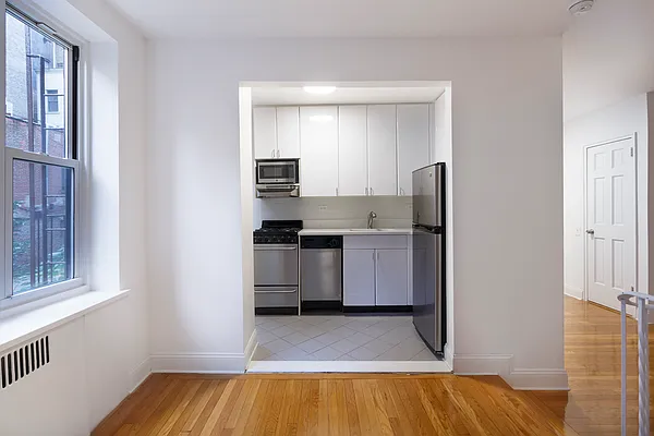 Rented by Oxford Property Group | media 23