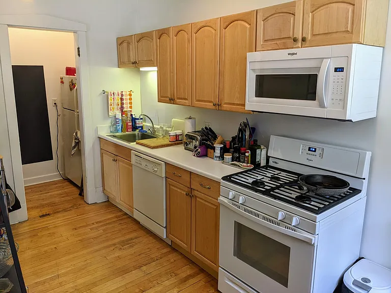 3013 W Logan Blvd #1 — Photo 14