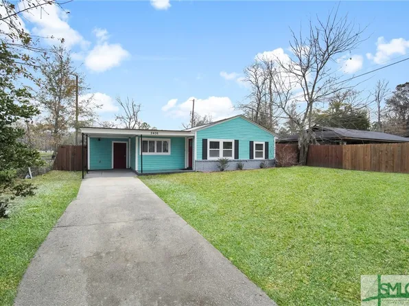 2406 E DERENNE Avenue, Savannah, GA 31406