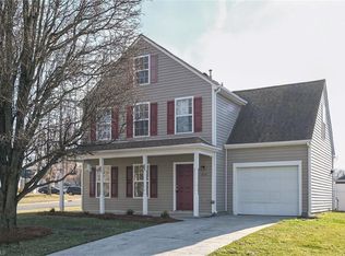 809 Nestleway Dr, Greensboro, NC 27406