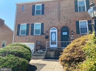 220 Goodford Rd, Philadelphia, PA 19154