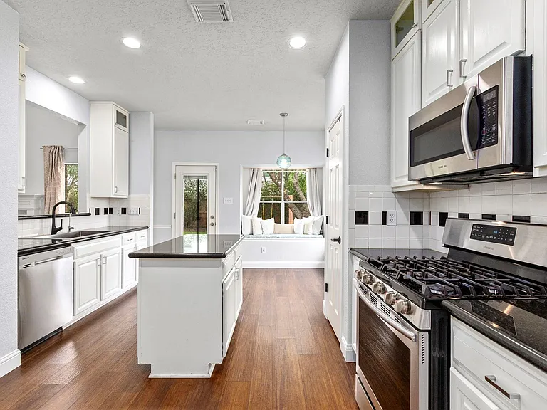 13507 Country Green Ct — Photo 13