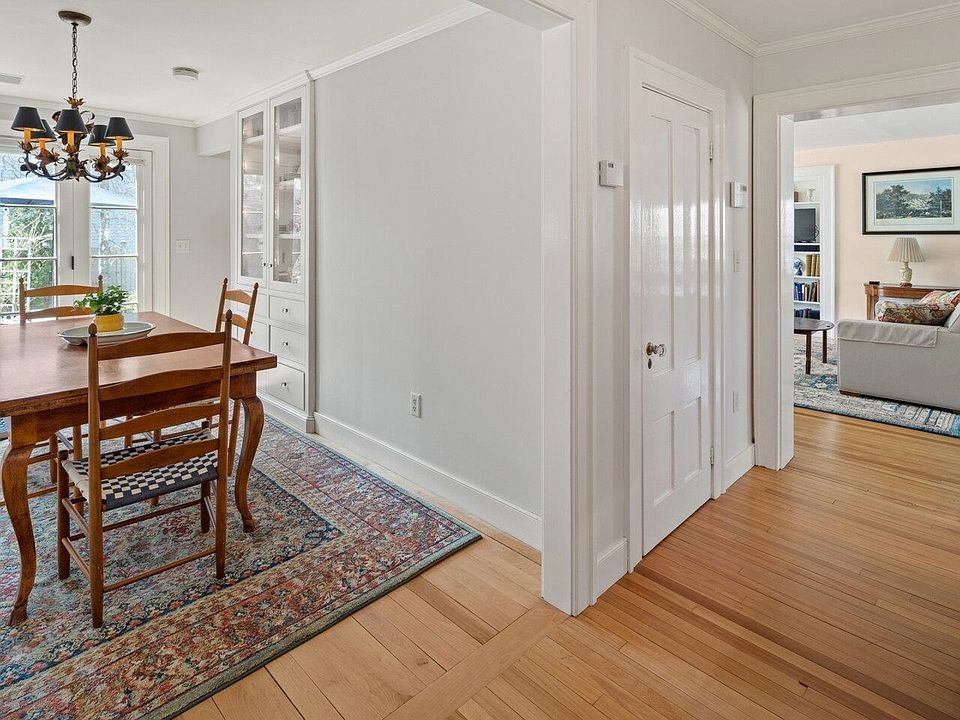 1st image of 346 S Union St