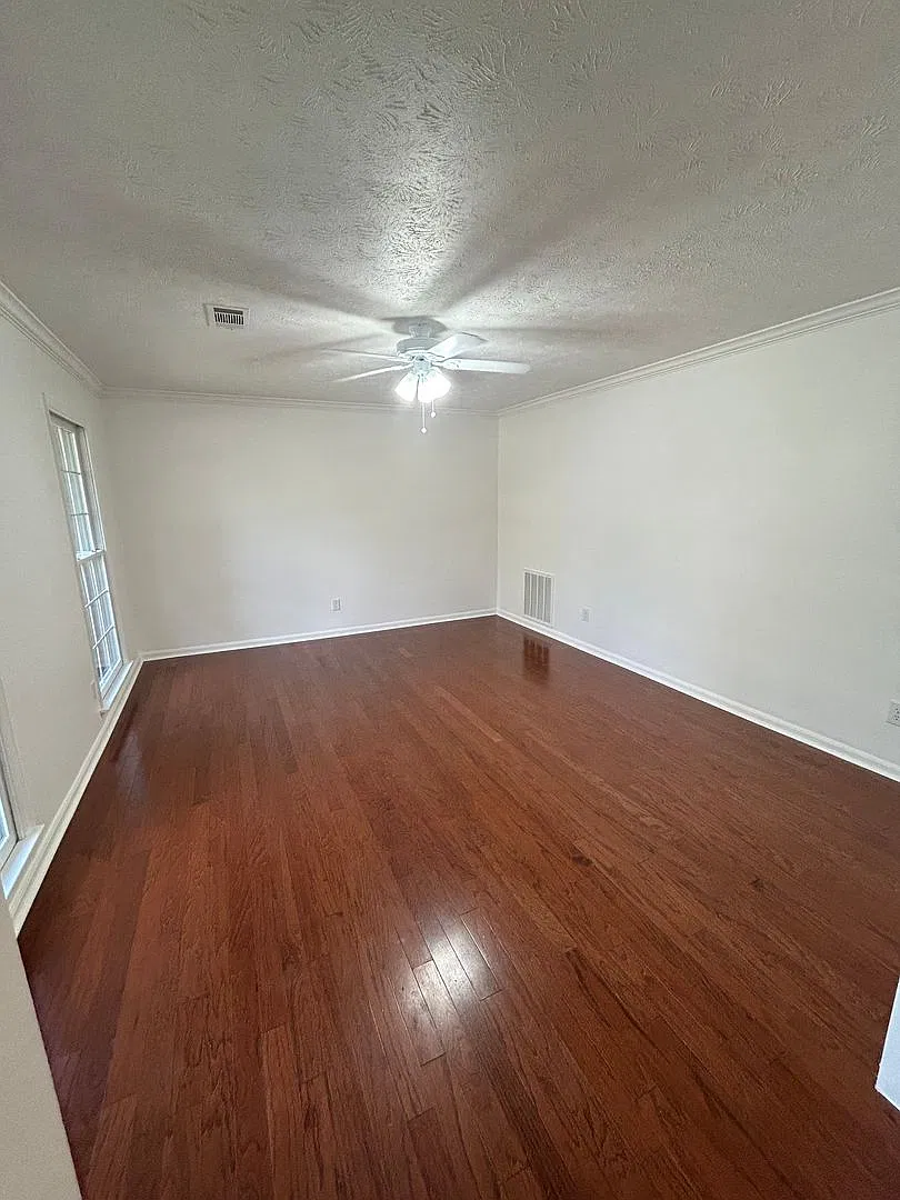 North Columbus, 4BR/3.5BA, Shopping & Close to I-185 to Ft Benning & I-85 — Photo 3