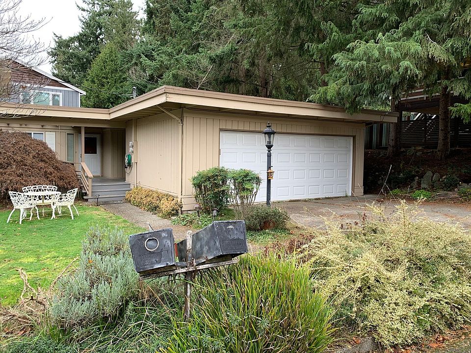 1st image of 10406 NE 16th Pl