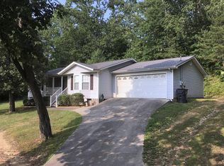 4114 W Parliament Dr, Cohutta, GA 30710