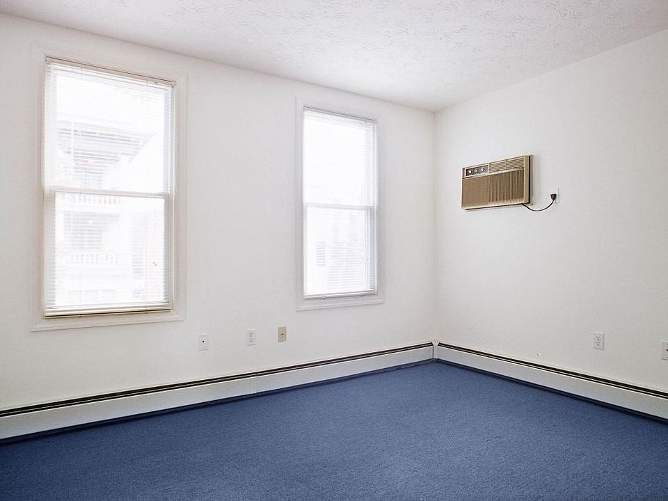 2nd image of 5736 Holden St APT 21